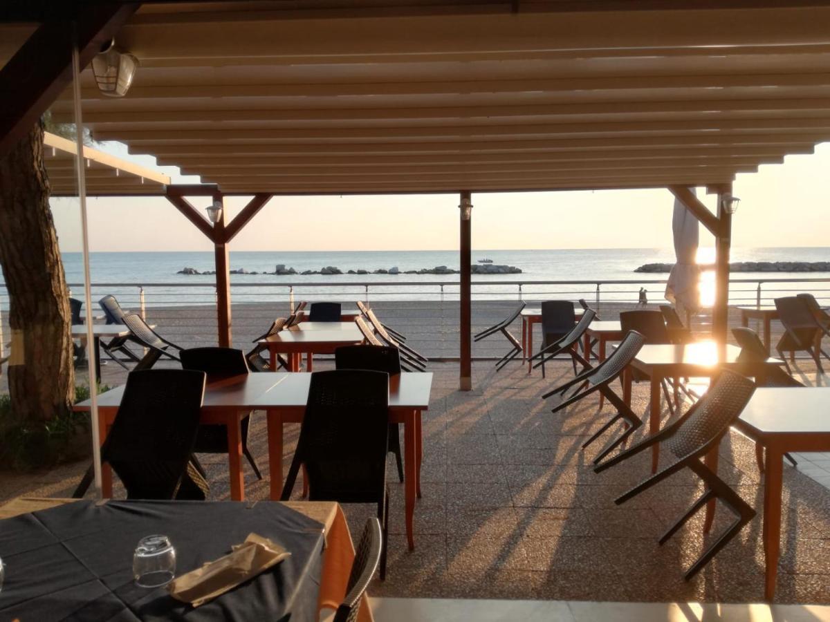 Camping La Pineta Porto Recanati Eksteriør bilde